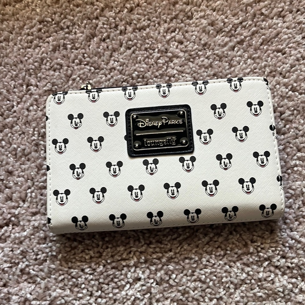 Disney loungefly Mickey wallet